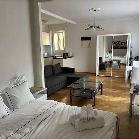 Appartement Little Studio-city Centre & Train Station