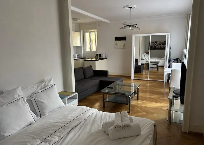 Appartement Little Studio-city Centre & Train Station